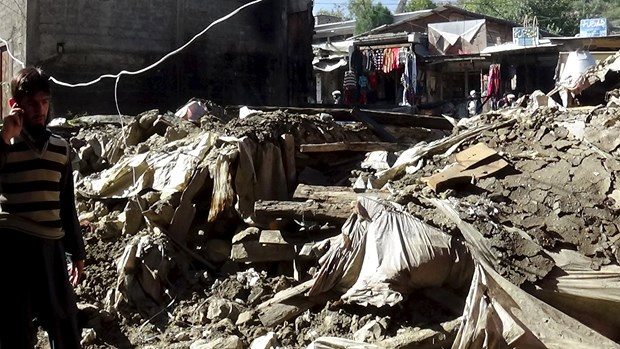 Afganistan ve Pakistan'daki depremde ölü sayısı yükseliyor
