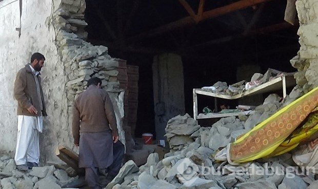 Afganistan ve Pakistan'daki depremde ölü sayısı yükseliyor