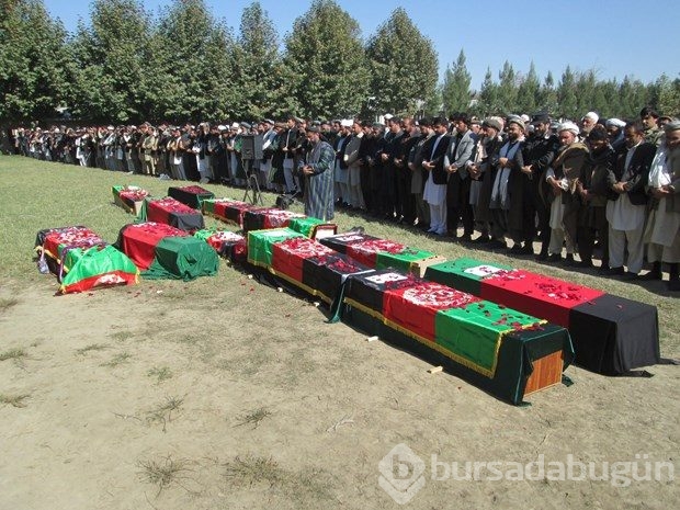 Afganistan ve Pakistan'daki depremde ölü sayısı yükseliyor