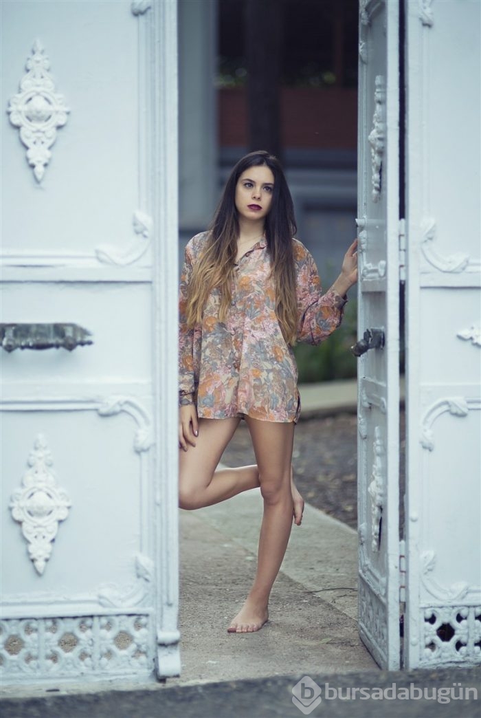 Neslişah Akray'dan Top Model of Turkey için özel pozlar...