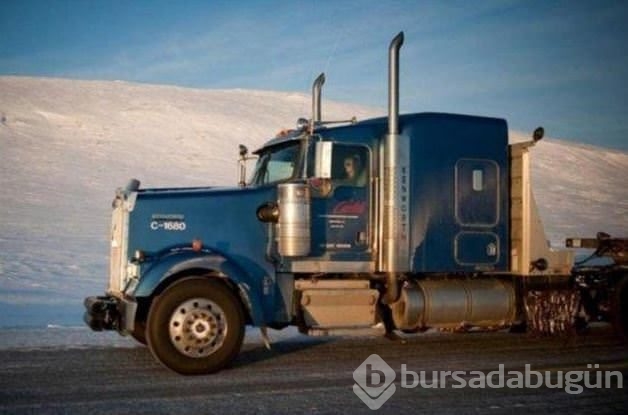 Böyle TIR şoförü gördünüz mü?	

