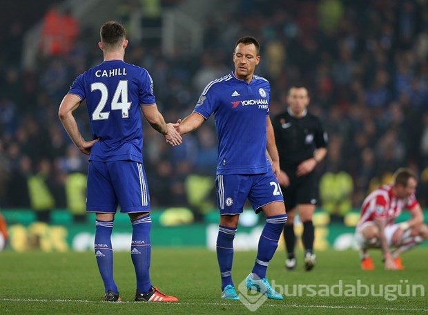 Lig Kupası'nda Chelsea ve Arsenal'dan erken veda