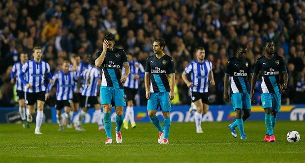 Lig Kupası'nda Chelsea ve Arsenal'dan erken veda
