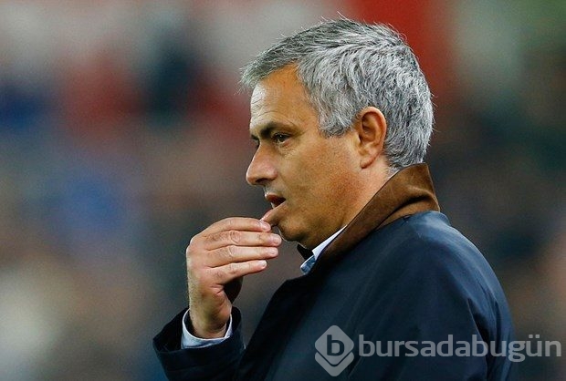 Lig Kupası'nda Chelsea ve Arsenal'dan erken veda
