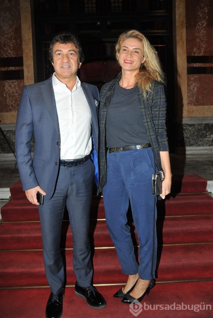Burcu Esmersoy yine nefes kesti!