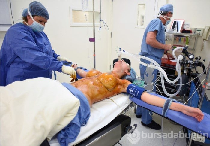 Silikon taktırdı, kapak oldu