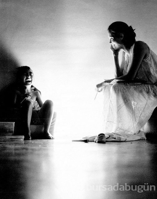 Angelina Jolie'nin gizli kalmış fotoğrafları
