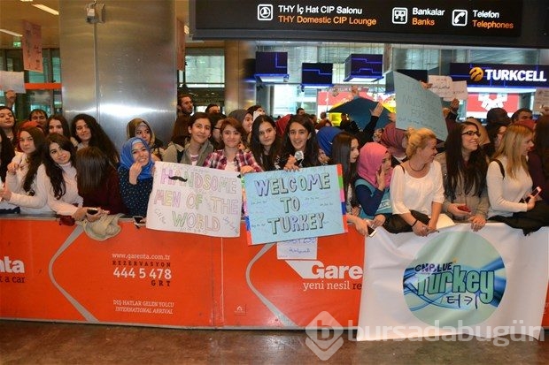 İstanbul'da CNBLUE izdihamı