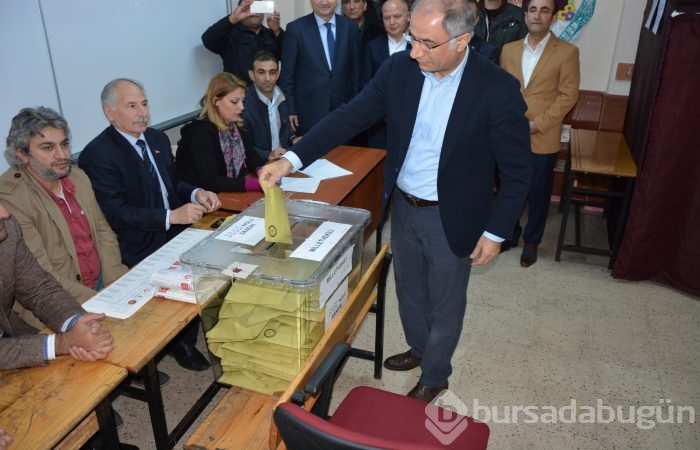 Bursa'da seçim manzaraları