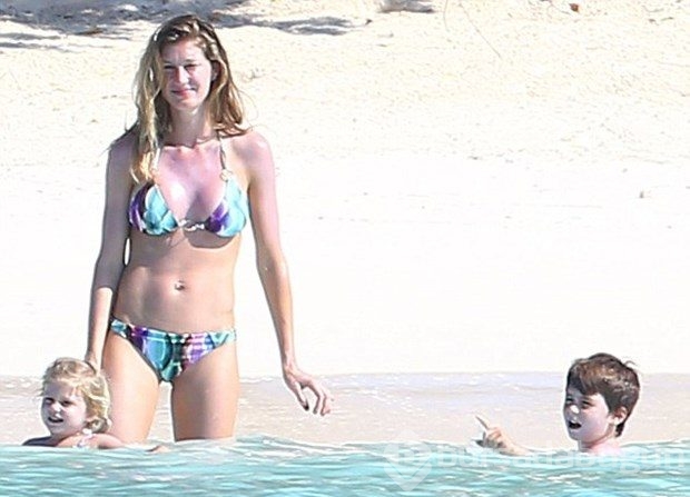 Gisele estetik sonrası paparazzilere yakalandı
