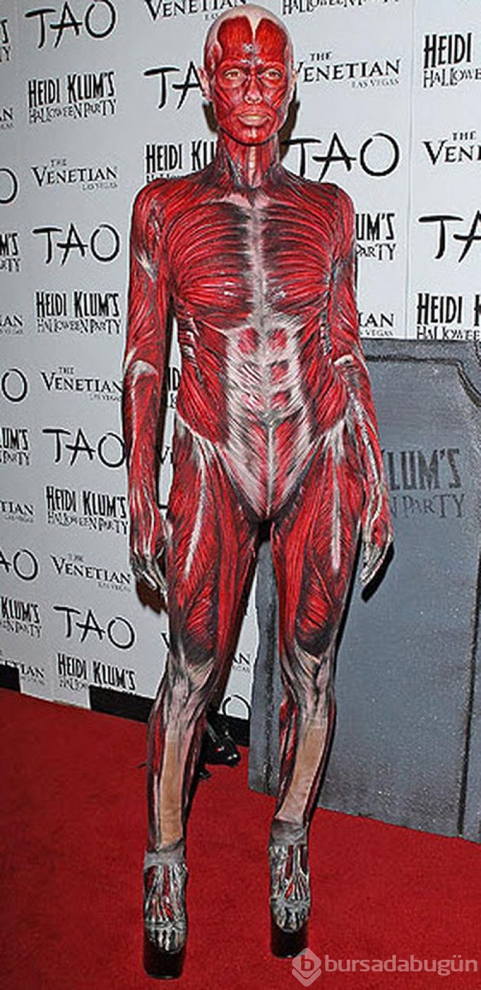 Heidi Klum 'Jessica Rabbit' oldu