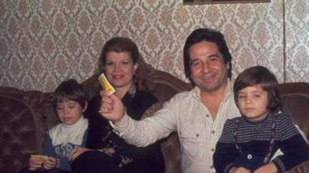 Ünlülerin aile albümü