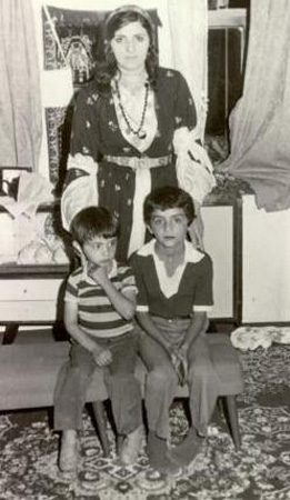 Ünlülerin aile albümü