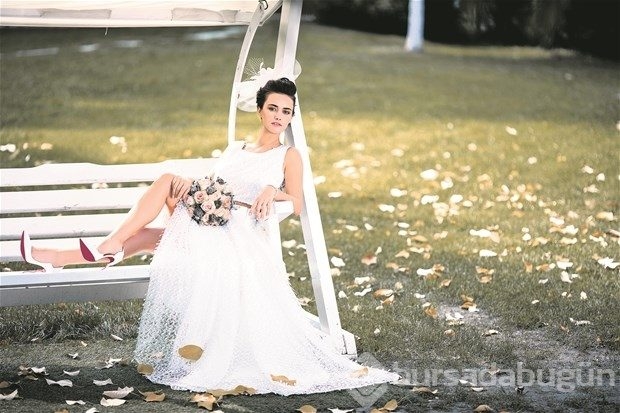 Sonbahar gelini Hande Soral