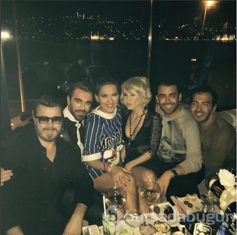 Demet Akalın'dan 4. yıl partisi