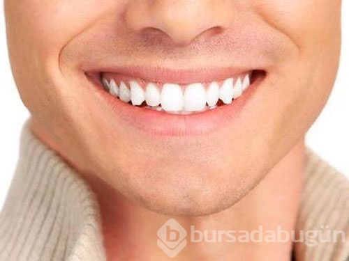Diş eti kanaması neden olur?