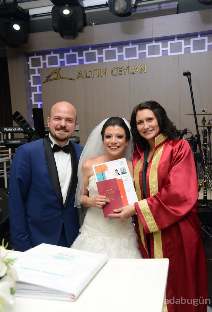 Pınar Ercan ile  İlker Yetişkin dünya evine girdi...
