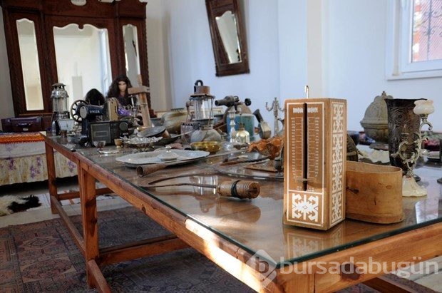 Hurdacının topladığı "eserler" ile kültür evi kuruldu
