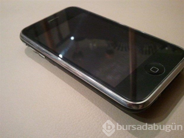 "Ucuz iPhone 2016'da geliyor"