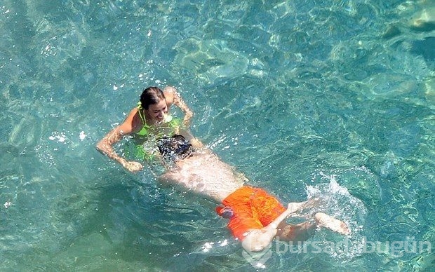 Bradley Cooper ve Irina Shayk tatile doymuyor