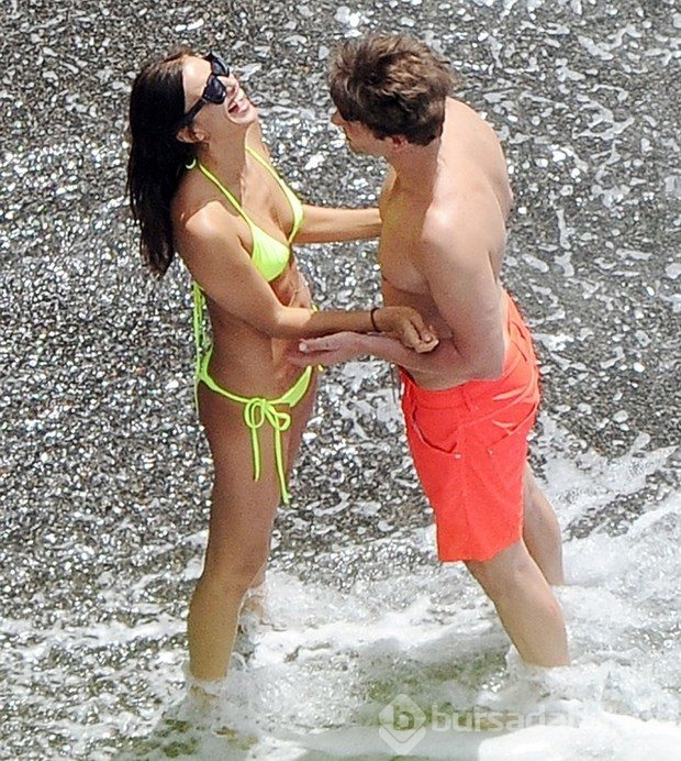 Bradley Cooper ve Irina Shayk tatile doymuyor