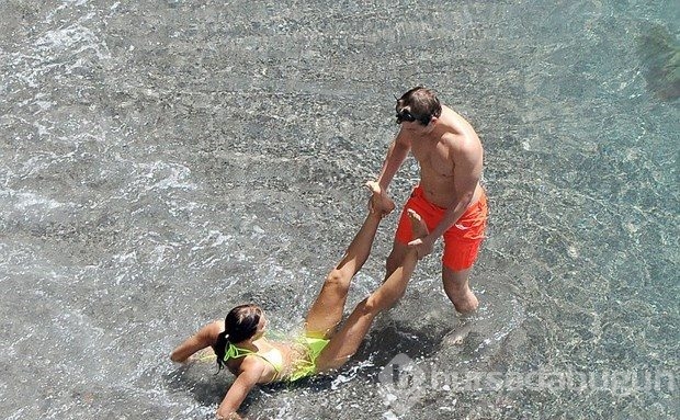 Bradley Cooper ve Irina Shayk tatile doymuyor