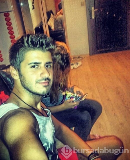 Oğlundan Emrah'a ağır gönderme