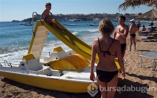 İngiltere'den "20 bin turiste olduğunuz yerde kalın" emri