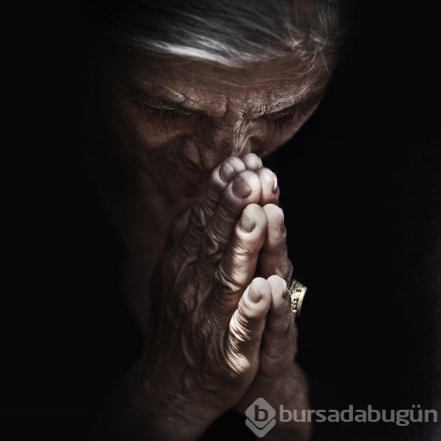 Evsizleri çekmek için onlardan biri oldu