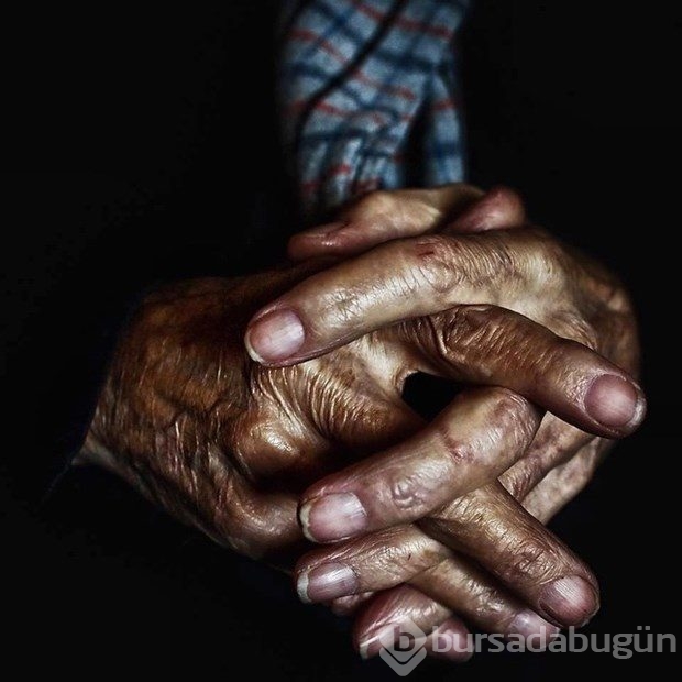 Evsizleri çekmek için onlardan biri oldu