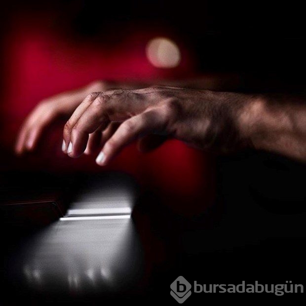 Evsizleri çekmek için onlardan biri oldu