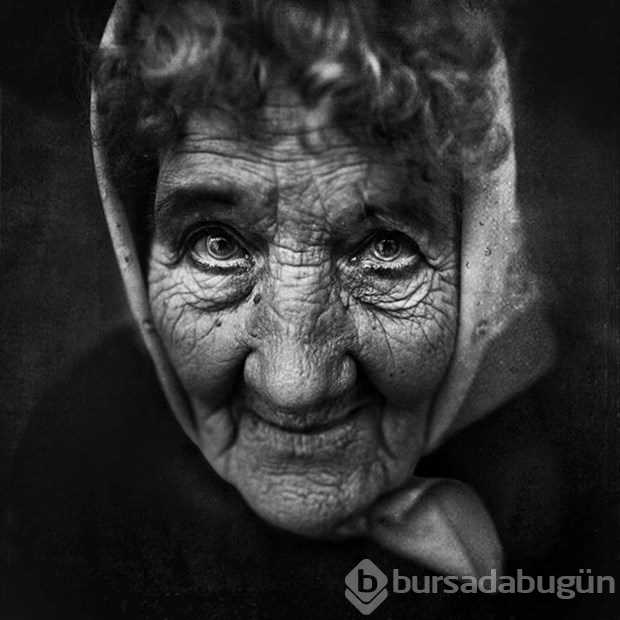 Evsizleri çekmek için onlardan biri oldu