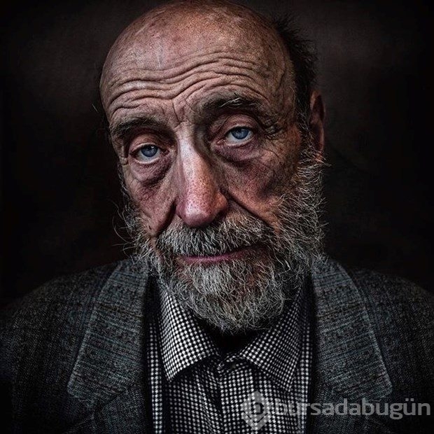 Evsizleri çekmek için onlardan biri oldu