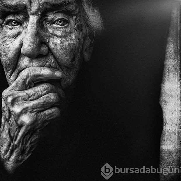 Evsizleri çekmek için onlardan biri oldu