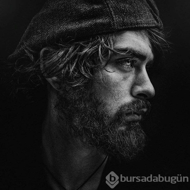 Evsizleri çekmek için onlardan biri oldu