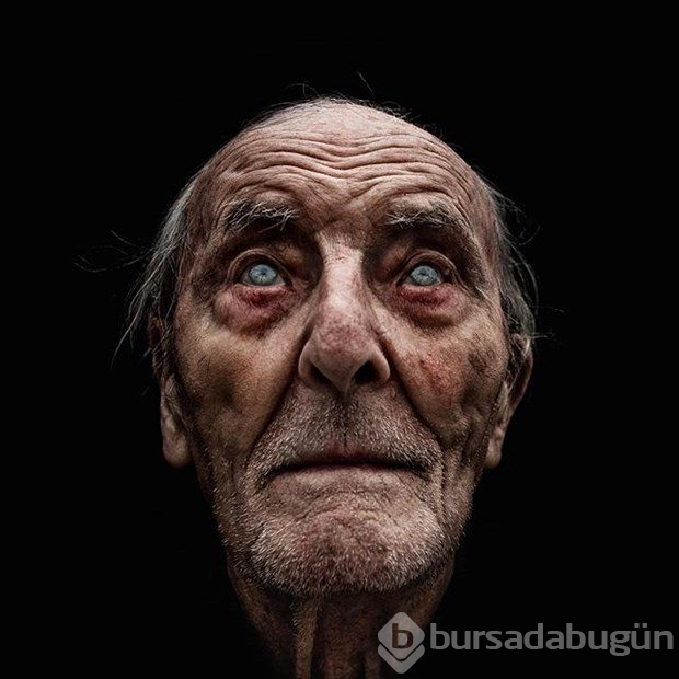 Evsizleri çekmek için onlardan biri oldu