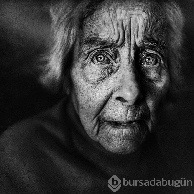 Evsizleri çekmek için onlardan biri oldu