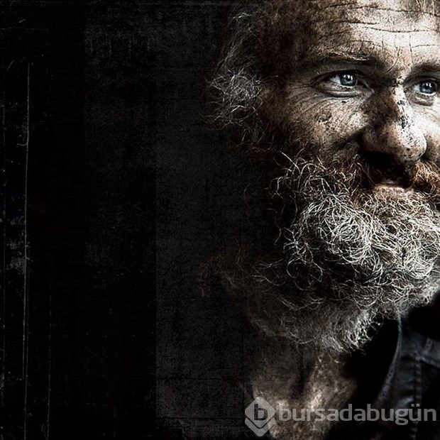 Evsizleri çekmek için onlardan biri oldu