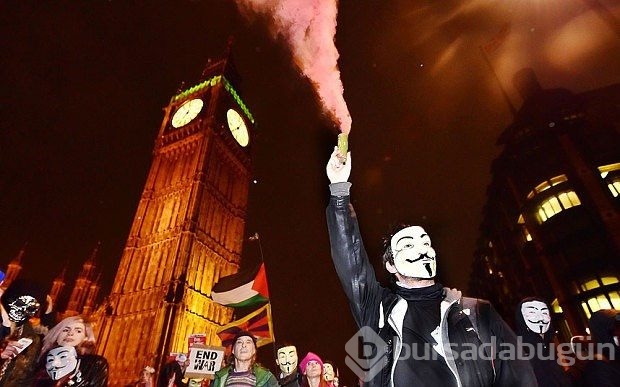 Anonymous çağırdı, onlar toplandı