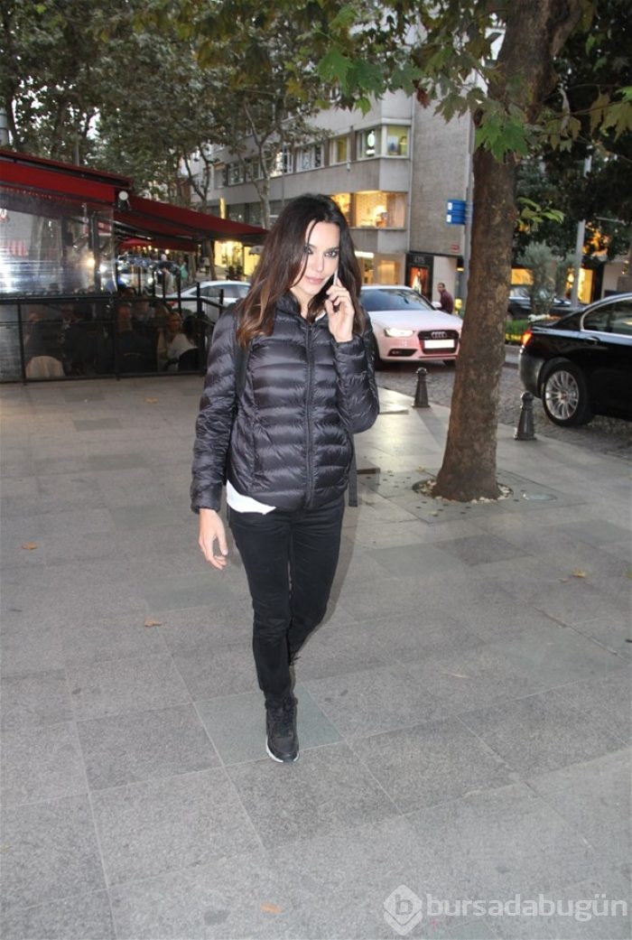 Hande Ataizi ekranlara dönüyor !