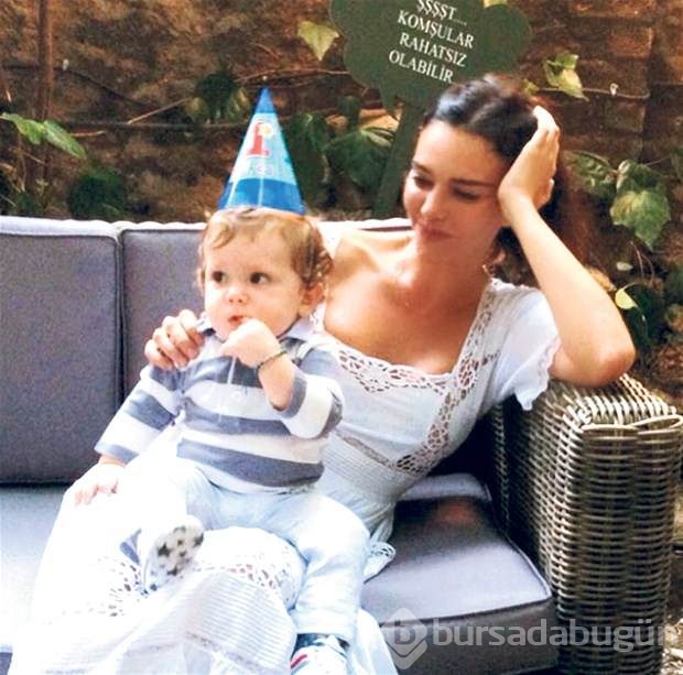 Hande Ataizi ekranlara dönüyor !