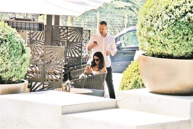 Hande Ataizi ekranlara dönüyor !