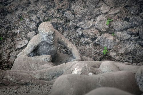 Taş kesilen şehir Pompei
