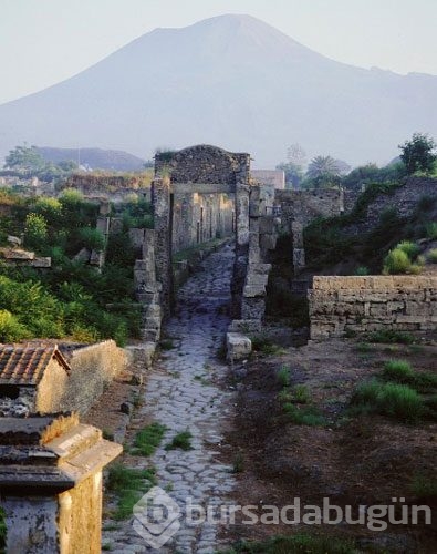 Taş kesilen şehir Pompei