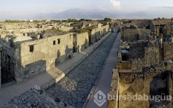 Taş kesilen şehir Pompei