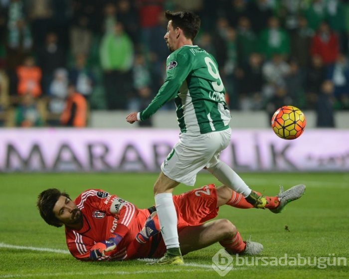 Bursaspor - Beşiktaş maçından kareler
