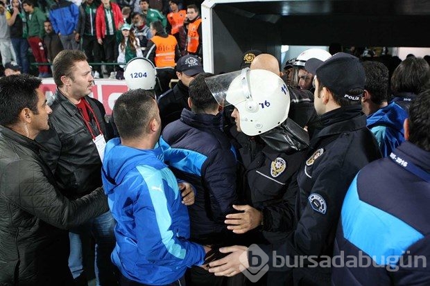 Bursaspor - Beşiktaş karşılaşması sonrası gerginlik
