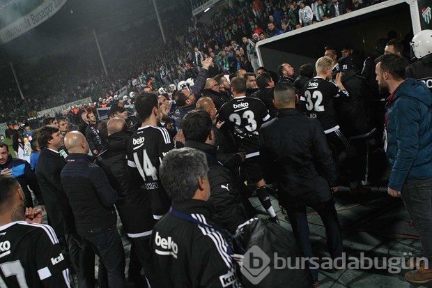 Bursaspor - Beşiktaş karşılaşması sonrası gerginlik