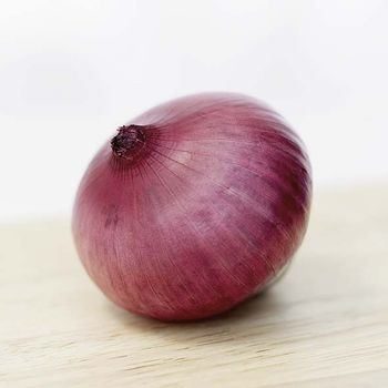 Soğanı sütle karıştırınca bakın ne oluyor?