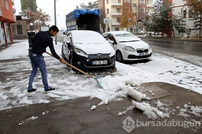 Ardahan'a ilk kar yağdı!